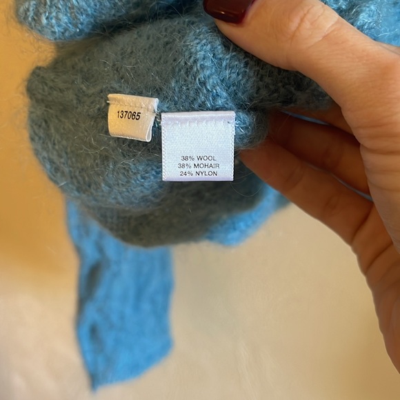 EUC- Ann Taylor LOFT cropped cargidan - Picture 5 of 5